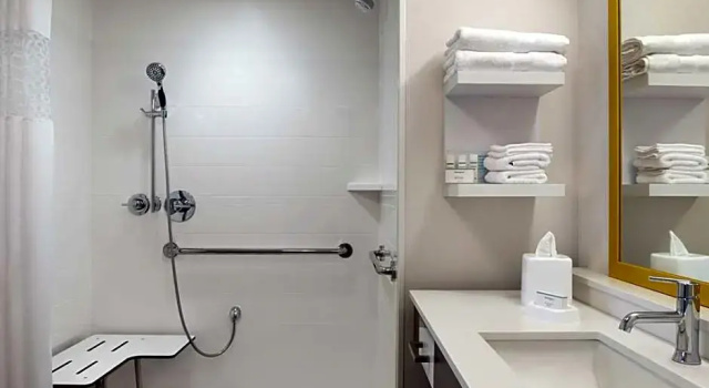 Номер Standard Hampton Inn Champaign Southwest