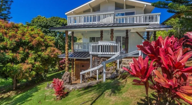 Hale Mauna Nui 4 Bedroom Home by RedAwning, Забронировать Дом для отпуска Виллы Принсвилл, Вилла