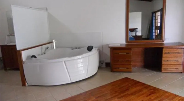 Conquistadors Resort Vanuatu, Đặt Khu nghỉ dưỡng Khách sạn 3 sao ở The Chief, 3*