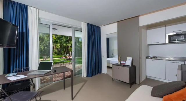 Бунгало с 2 комнатами Курорт Du Lac et Du Parc Grand Resort