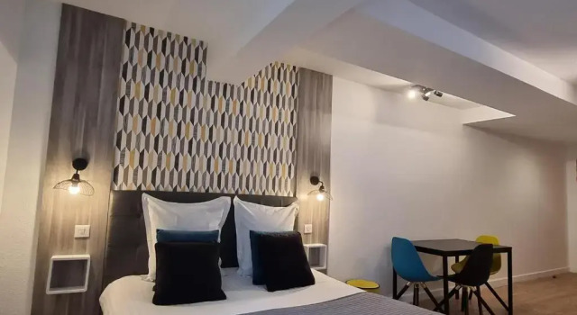 Двухместная студия City Loft Apparthotel
