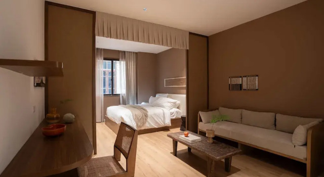 A Stay In Hanoi