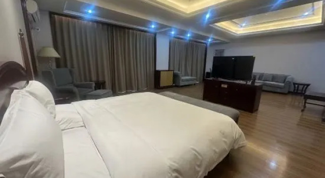 Люкс Business Shengtai International Hotel