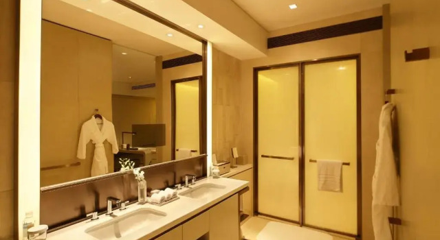 Deluxe Double room Conrad Beijing