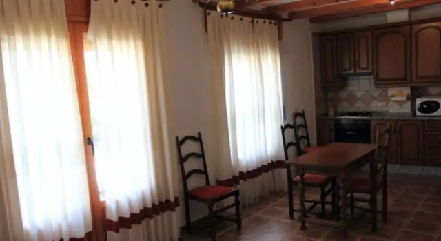Апартаменты с 3 комнатами с балконом и с видом на реку AT Restaurante El Palacil