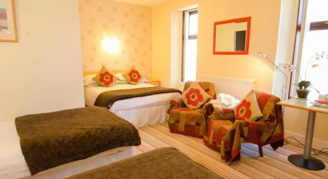 Четырёхместный номер Standard The Station Hotel