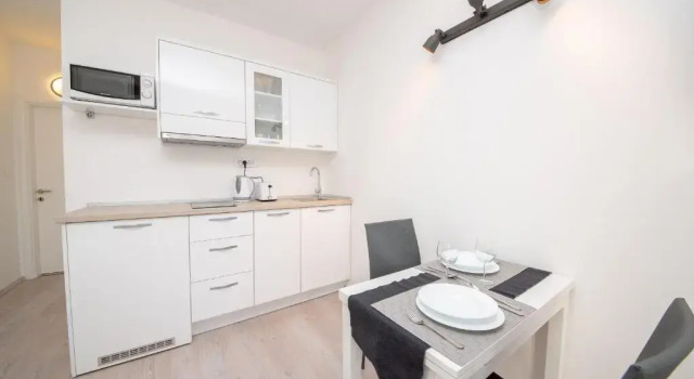 Sea Pearl Residence - Top beachfront location apartments in Bol centre, Prenota Appartamento Bol 