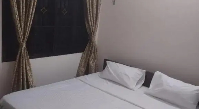 Aarudhara Holiday Home 2