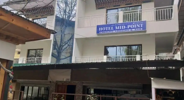 Hotel Midpoint