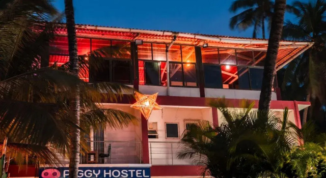 Piggy Hostel Arambol, Varaa Hostelli Arambol Pohjois-Goa