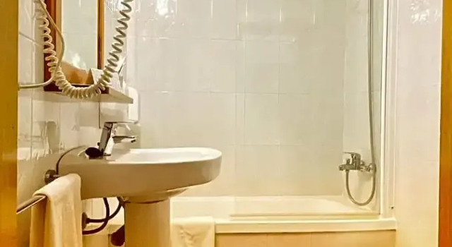 Семейный номер Standard Delta Hotel