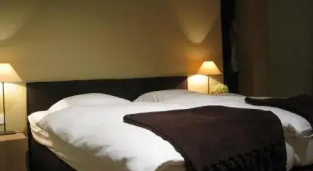 B&B t Wit Huys Brugge, Забронировать Отель Отели Западной Фландрия 3 звезды, 3*