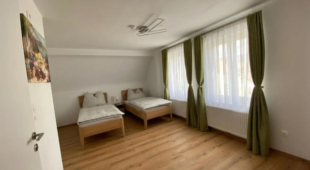 Private Zimmer HoAp, Book Hotel Leoben 