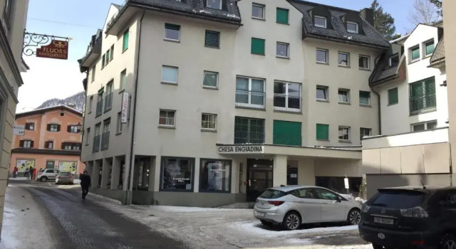meschihouse - Chesa Engadina, Book Hotel Samedan 
