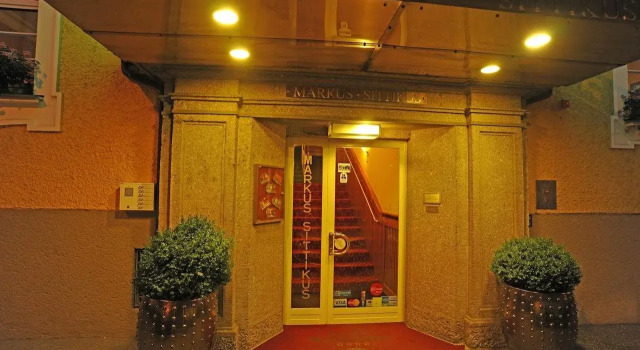 Hotel Markus Sittikus Salzburg, Забронировать Отель Отели Окрестностей Зальцбурга с парковкой, рядом с Аббатство Ноннберг, Парковка