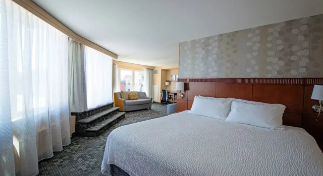 Двухместный номер Standard с видом на гавань Courtyard by Marriott Halifax Downtown