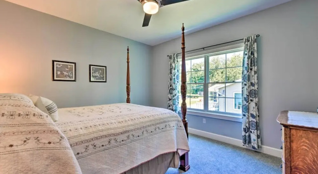 Charming Lake Erie Getaway: Walk to Beach!, Book Feriehus Sommerhuse i Pennsylvania, Hytte