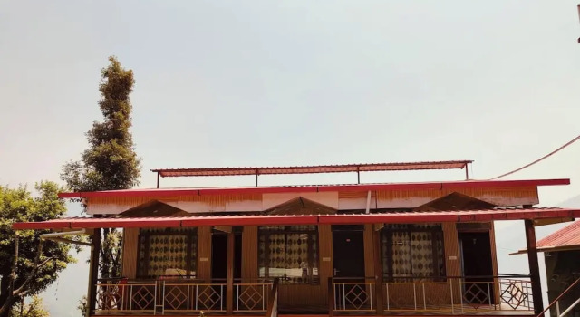 Jay jyoti resorts & caffe, Boek Hotel Guptkashi Uttarakhand
