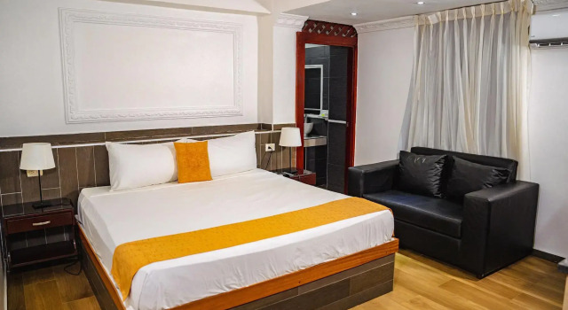 Hotel Vicentina, Boek Hotel Hotels in Greater Santo Domingo met zwembad, Zwembad