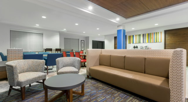 Holiday Inn Express Hotel & Suites Eugene Downtown - University by IHG, Забронировать Отель Юджин 