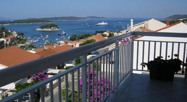 Апартаменты с 2 комнатами с балконом и с видом на море Apartments Slijepcevic