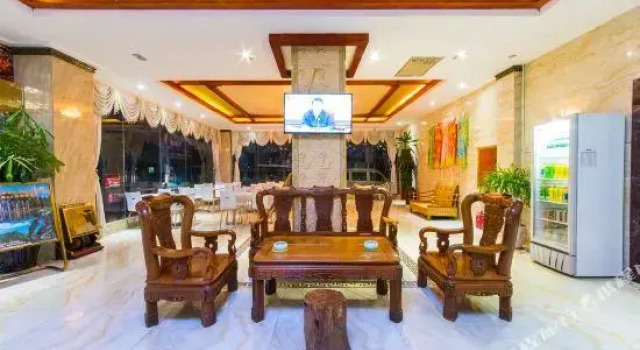 Xishuangbanna Dibo'er Hotel, Buchen Sie Hotel Hotels in Yunnan mit Parkplatz, Parkplätze