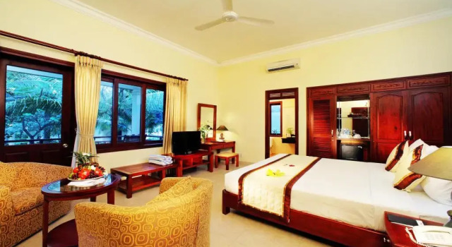 Номер Deluxe Golden Coast Resort & Spa