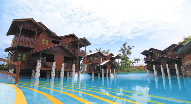 Коттедж с балконом Eagle Ranch Resort
