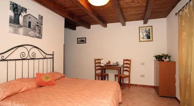 Agriturismo La Roccia, Réserver Hôtel Cusano Mutri Campanie