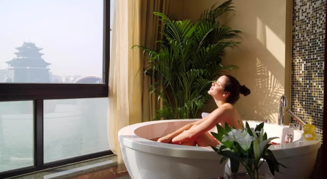 Двухместный номер Deluxe с видом на озеро New Century Grand Hotel Kaifeng