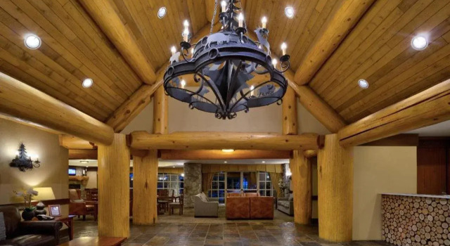 Blackcomb Springs Suites by CLIQUE
