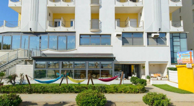 Hotel Zeus
