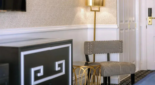 Четырёхместный номер Standard с балконом voco® Kirkton Park Hunter Valley by IHG