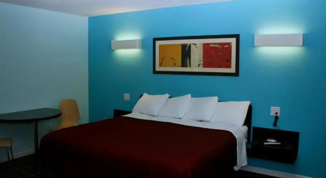 Люкс Relax Inn Front Royal
