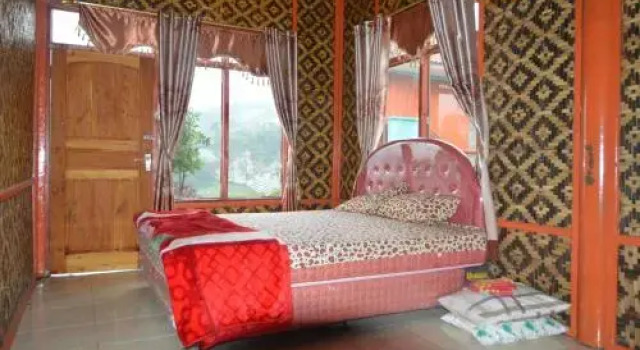 Puncak Jaya Guntur 3, Book Hotel Pasirwangi West Java