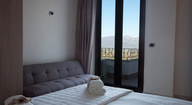 Villa ai TRE Ulivi, Book Villa Sommerhuse i Caserta, Hytte