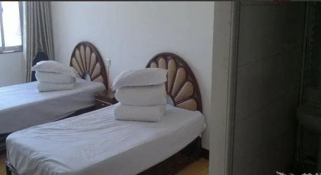 Qiyan Inn, Забронировать Отель Дежоу Шаньдун