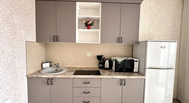 Apartamenty 72 kvadratnyx metra na ulicze Abdulina, d.6, Prenota Appartamento Tjumen' 
