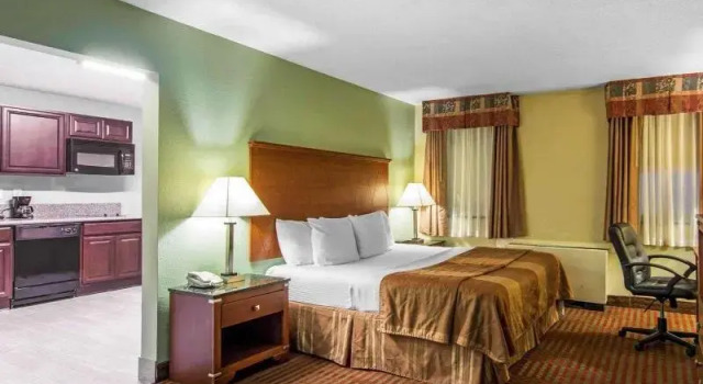 Номер Standard MainStay Suites Williamsburg Historic Area