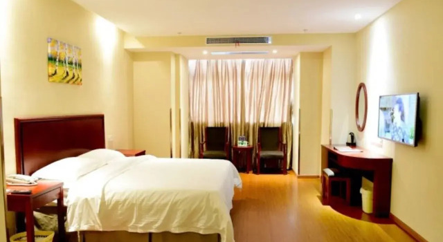 GreenTree Inn Jiangsu Wuxi Jiangyin Gaoxin District Shishan Road Business Hotel, Prenota Hotel Jiangyin Jiangsu