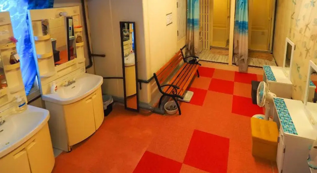 Кровать в общем номере (женский номер) Guesthouse Churayado Ishigakijima