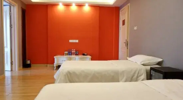 Люкс Deluxe Jilin Yueda Holiday Hotel