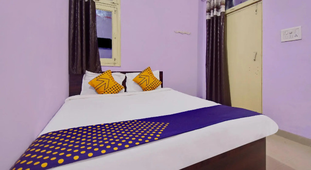 SPOT ON 49768 Samyak Guest House