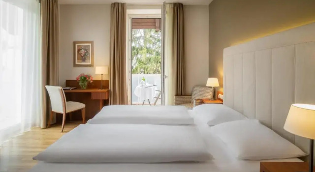 Полулюкс Отель Villa Bavaria & Residenz Palma