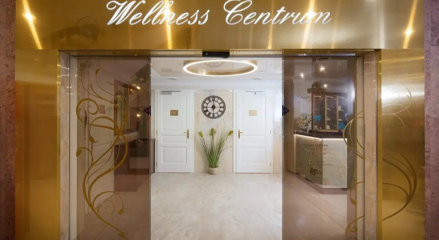Chateau Monty Spa Resort, Забронировать Курортный отель Мареанске-Лазне Карловарский край, рядом с The Forest Spring