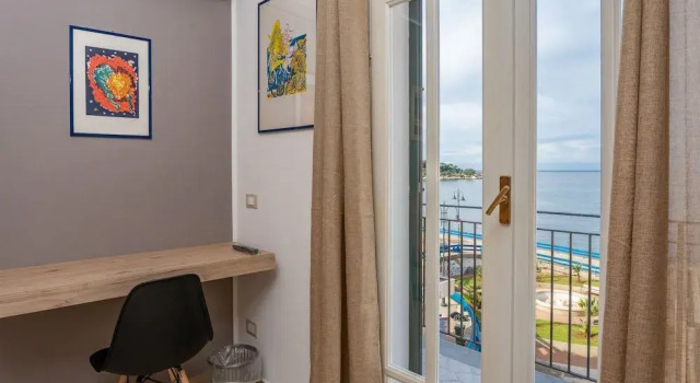 B&B Una Terrazza sul Golfo di Sferracavallo, Prenota Bed & breakfast Sferracavallo Sicilia