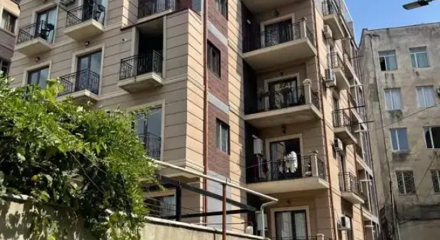2h komnatnye apartamenty v tsentre Kutaisi, Rezervovat Apartmán Hotely v Imereti s parkováním, Parkování