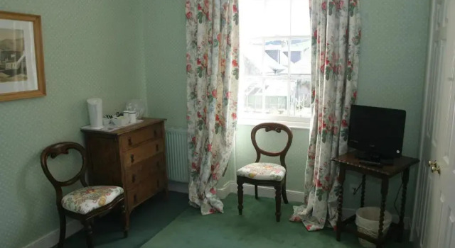Kirklands House Melrose Bed and Breakfast, Забронировать Отель Отели Шотландских границ с парковкой, Парковка