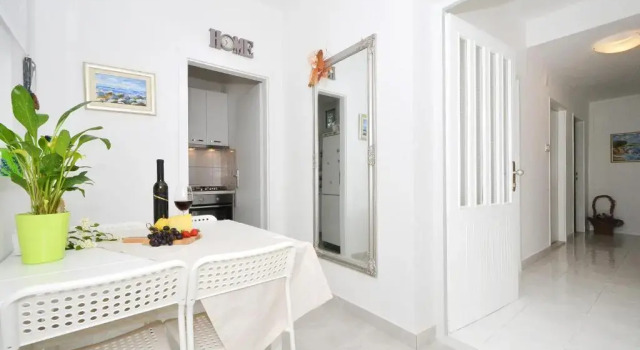 Апартаменты Bora bora Apartment