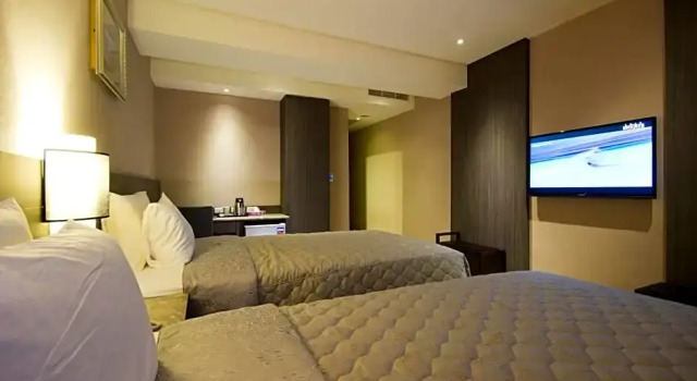 Номер Standard Royal Guest Hotel